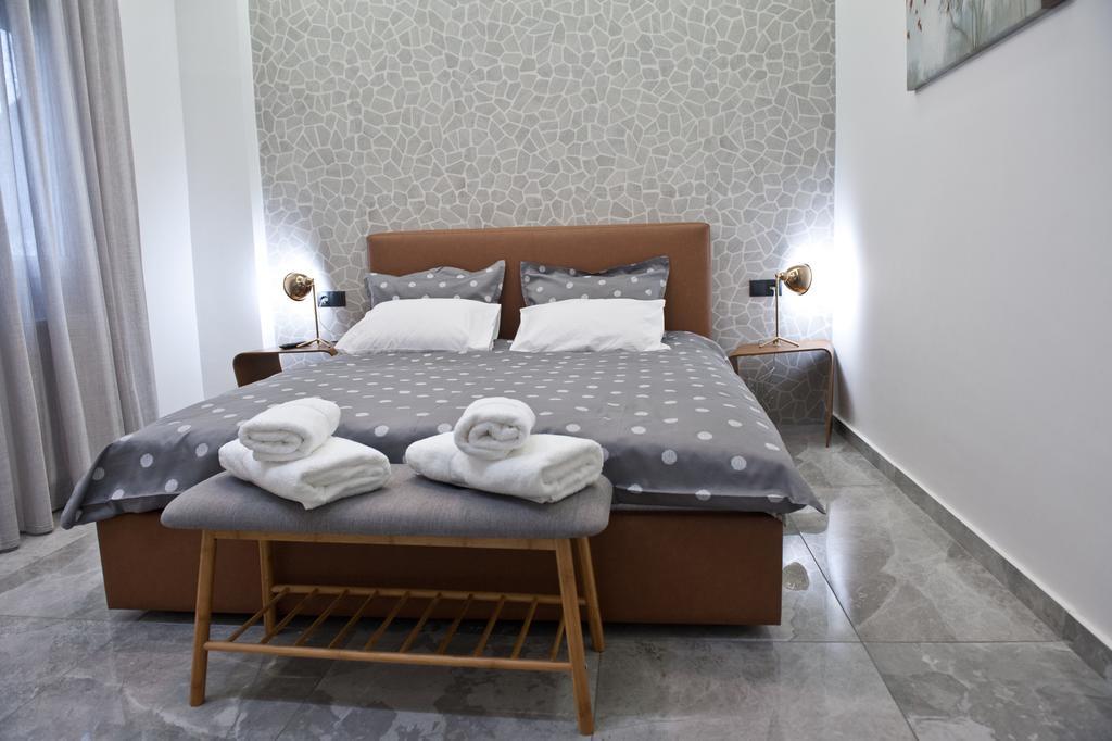 Iris Apartment Thessaloniki Exterior photo
